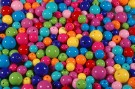 Plastperler klare farger 1 kg thumbnail