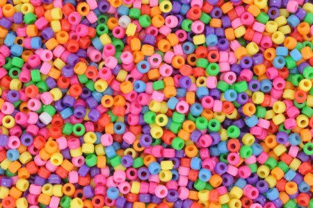 Plastperler - Ringer fargemix 1 kg
