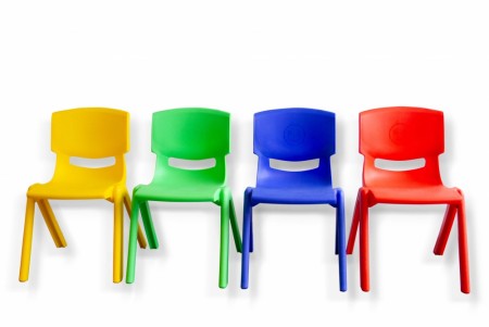 Ergonomiske plaststoler 30 cm