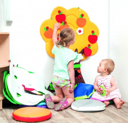 Vegghengt tre - 4 årstider